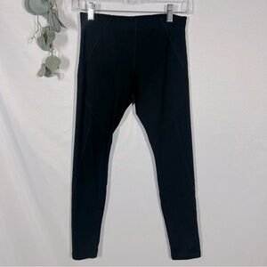 Lorna Jane | Full Length Black Leggings Quilted Detailing Women’s Size Medium